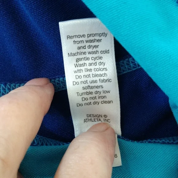 Athleta Running Wild 1/2 Zip Jacket Sz S - Picture 10 of 10